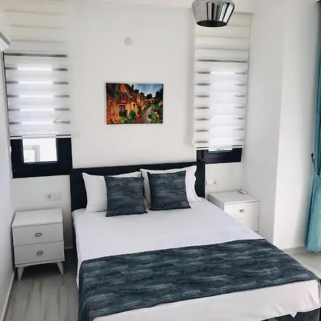 Modern Newly Built 4 Bedroom With Pool And Garden In Central Hisaronu 페티예