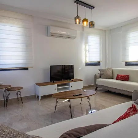 Modern Newly Built 4 Bedroom With Pool And Garden In Central Hisaronu Willa Fethiye